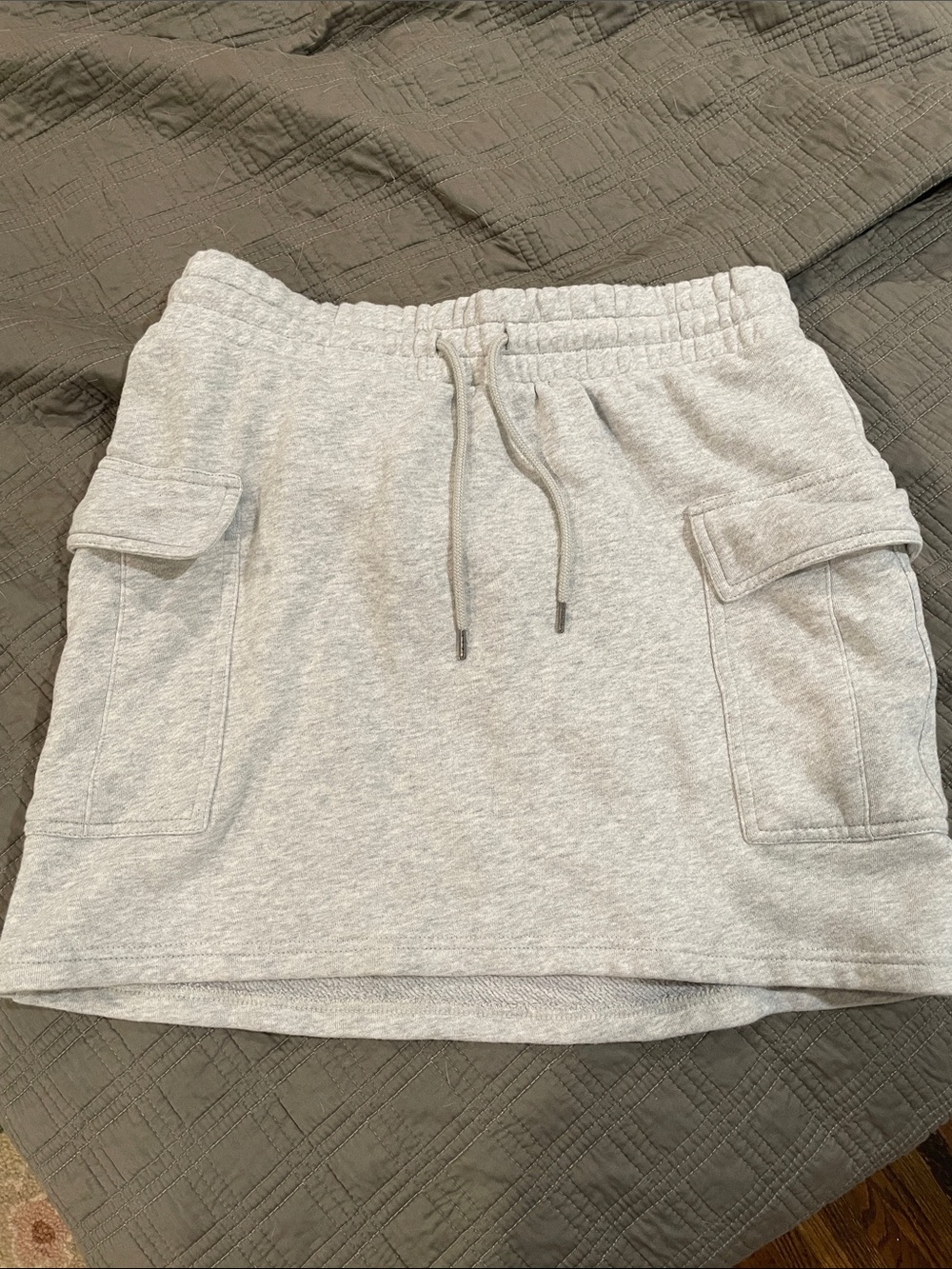 Universal Thread Heather Gray Cozy Sweatshirt skirt